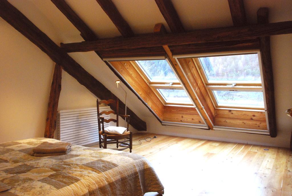La Ferme De Beaute Bed & Breakfast Chateauroux-les-Alpes Стая снимка