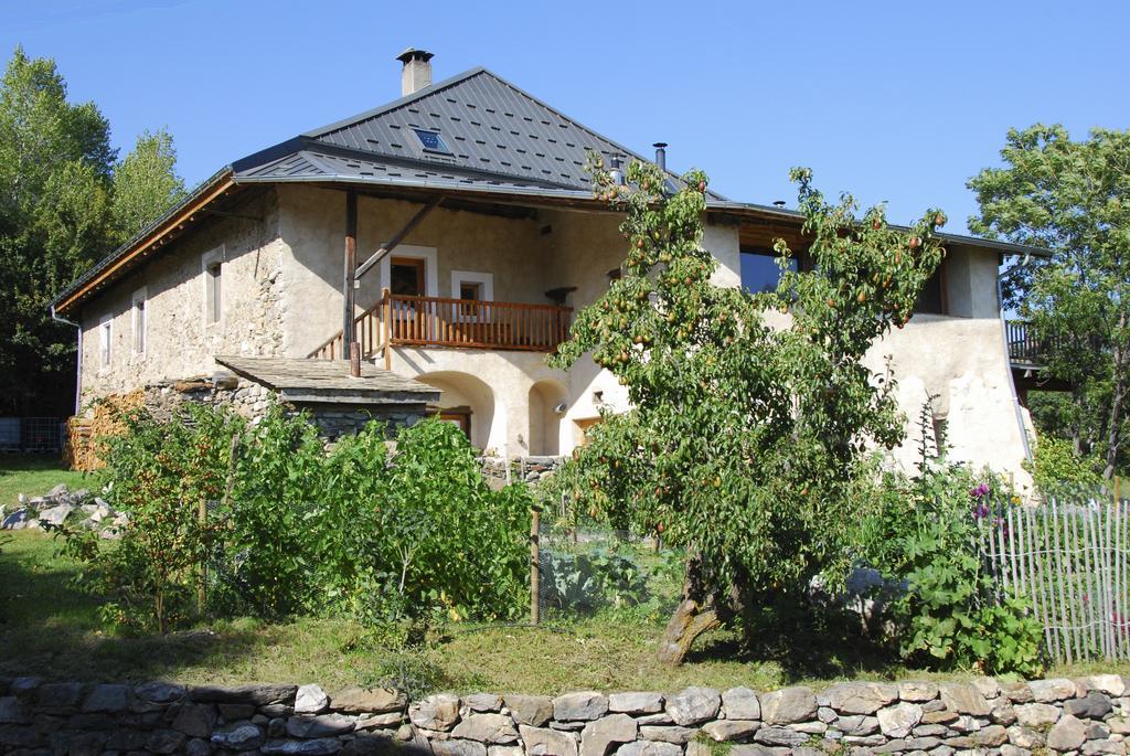 La Ferme De Beaute Bed & Breakfast Chateauroux-les-Alpes Екстериор снимка